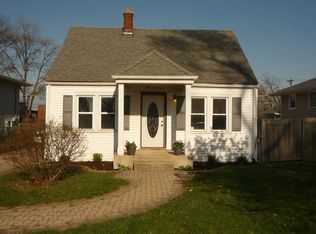 4111 N Lincoln St, Westmont, IL