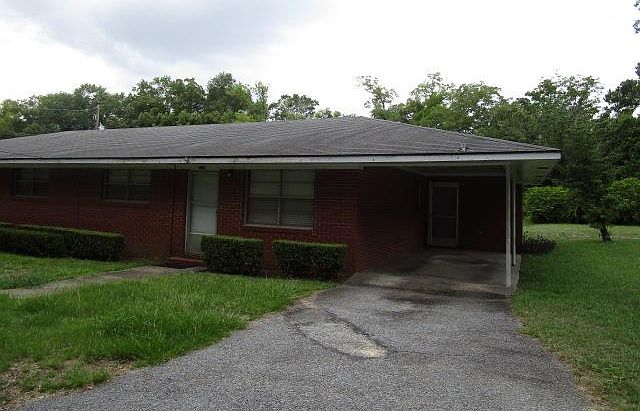 1st image of 205 Godwin Ln