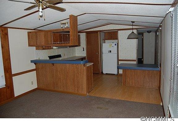 2nd image of 74 Heartstring Ct