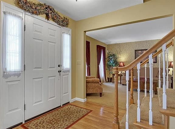 2nd image of 614 Birch Ln