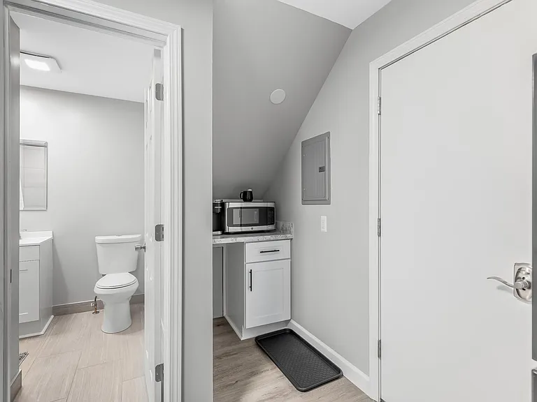 278 Euclid St #3 — Photo 10