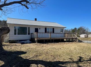 30 Pittston Rd, Whitefield, ME 04353