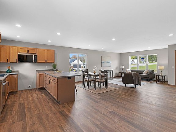 3rd image of 1801 Southland Ln
