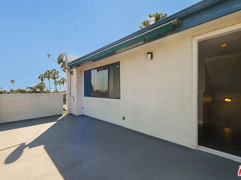 1502 Idaho Ave — Photo 39