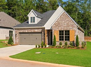 501 Windsor Dr, Opelika, AL 36801