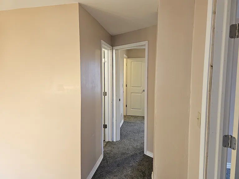 1919 N Court St — Photo 13
