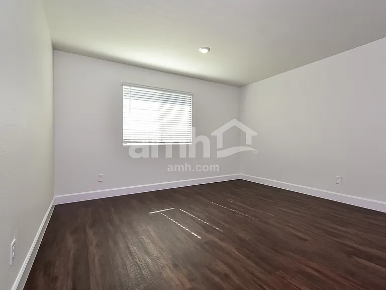 582 Topiary Park Ave — Photo 14