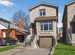61 B Bexhill Ave, Toronto, ON M1L 3B7