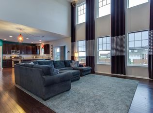 N49W18590 Wildlife Ln, Menomonee Falls, WI