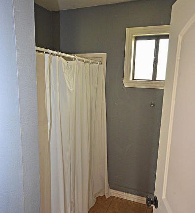 5th image of 331 E Henrietta Ave