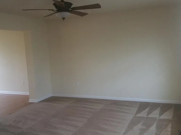 Living room (now)