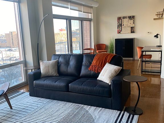 2nd image of 3670 Woodward Ave