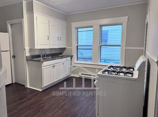22 Pollard St #24, Lowell, MA 01852
