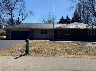 9719 Wilcox Dr, Belvidere, IL 61008