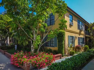 438 S Palm Dr APT A, Beverly Hills, CA 90212