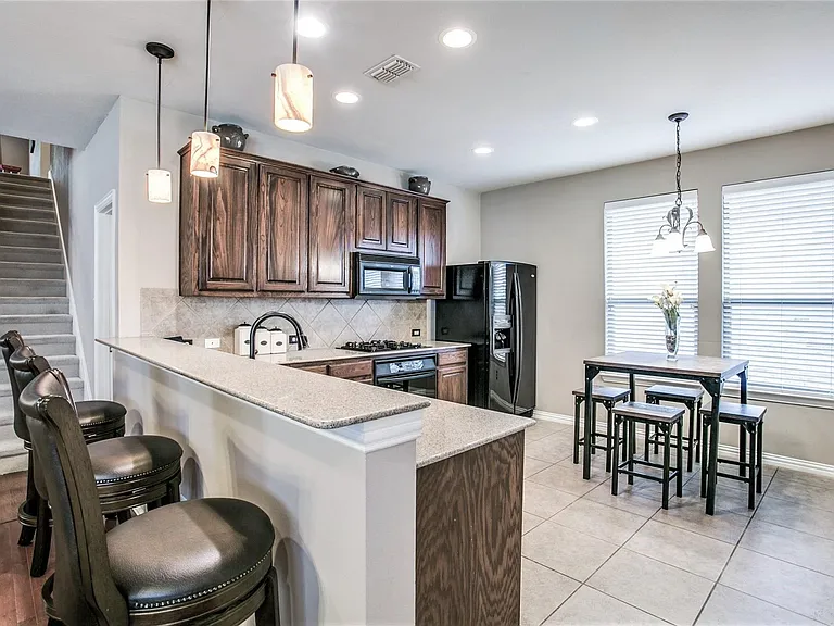 5424 Oakley Rd — Photo 8