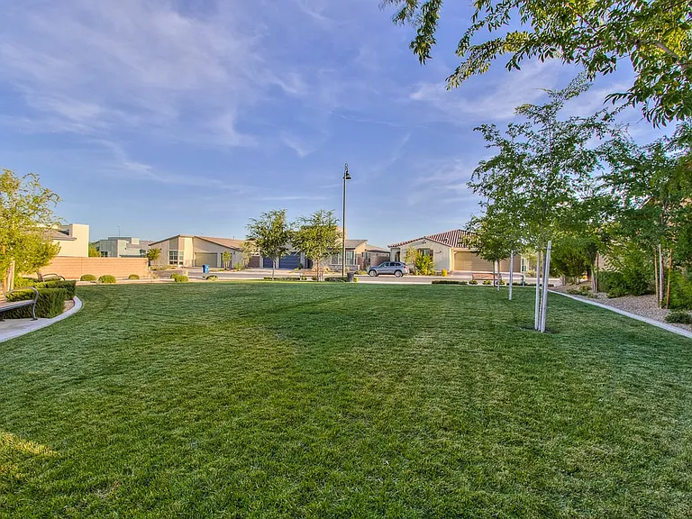 9347 Las Haciendas Rd — Photo 51
