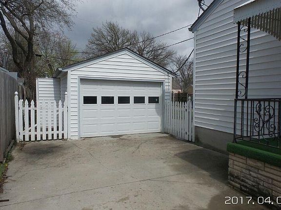 2nd image of 1026 Brown St