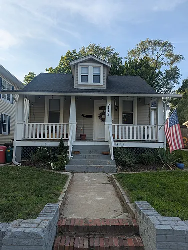 3112 Upshur St Photo 1