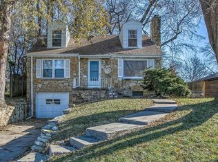 2145 S 40th St, Omaha, NE 68105