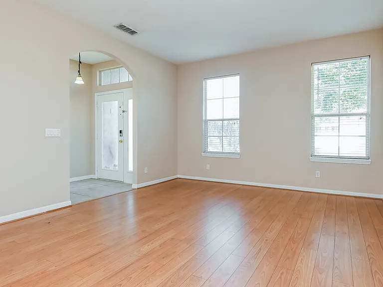 537 Breezy Oak Way — Photo 4