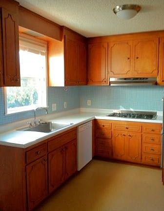 Sunny Kitchen