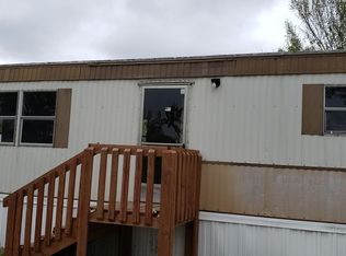 106 Devona Ln, Pittsburg, KS 66762