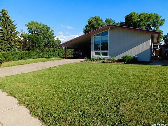 2nd image of 41 Kasper CRESCENT