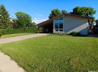 41 Kasper Cres, Assiniboia, SK S0H0B0