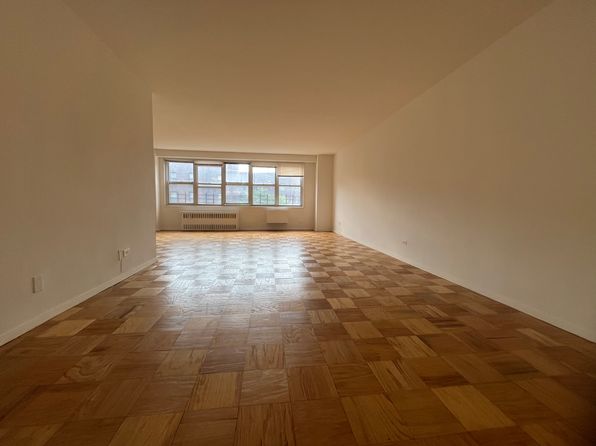 3660 Oxford Ave #9FF