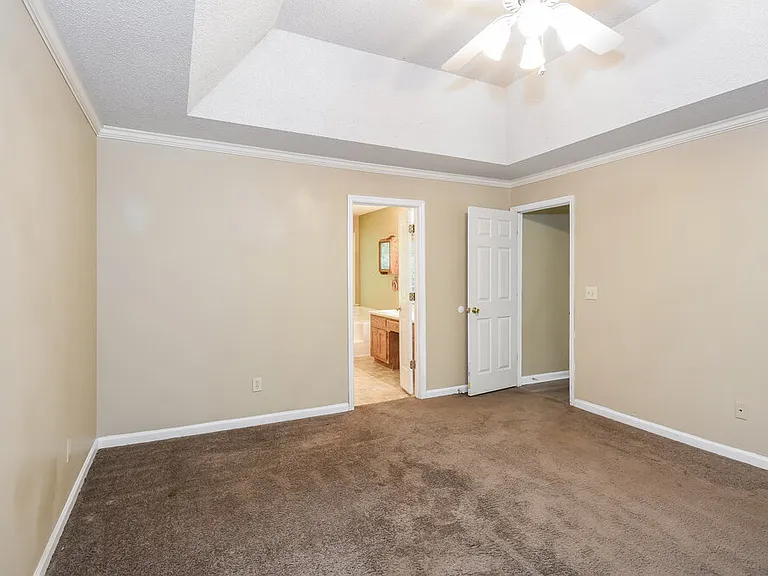 2699 Barcelona Dr SW — Photo 11