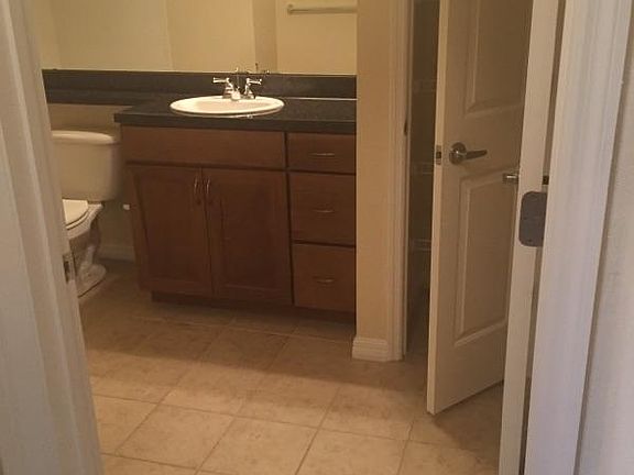 3rd image of 822 Roseling Cir Unit 224
