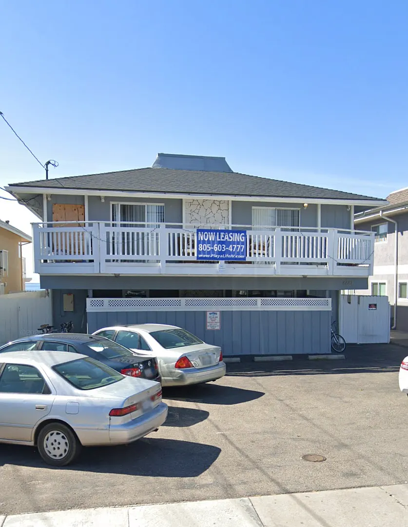6681 Del Playa — Photo 1