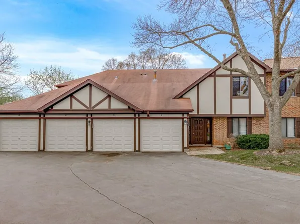 1009 E Kevin Ct APT 2, Palatine, IL 60074