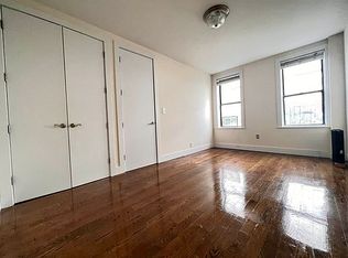 35-10 35th St #44D, Astoria, NY 11106