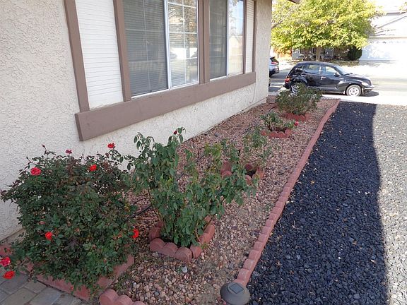 4th image of 12488 Mammoth Cir