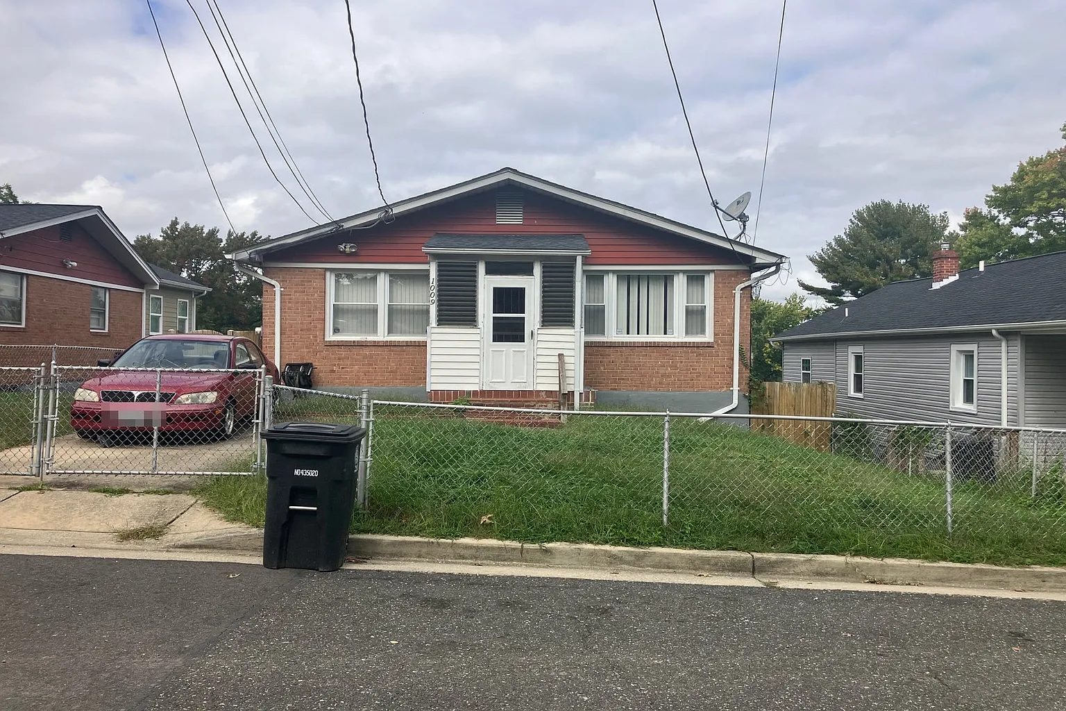 1009 Clovis Ave photo 1