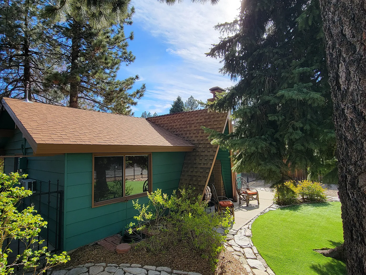 2 bed, 660 sqft, $1,550 — Photo 2