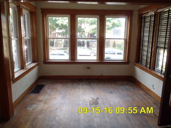 4th image of 7649 S Hermitage Ave