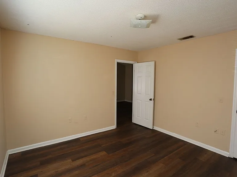 1807 Chandler Rd #1 — Photo 6