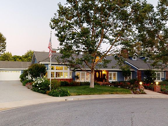 2nd image of 602 Camino Verde