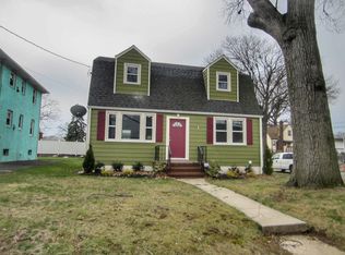 817 Walnut St, Linden, NJ 07036