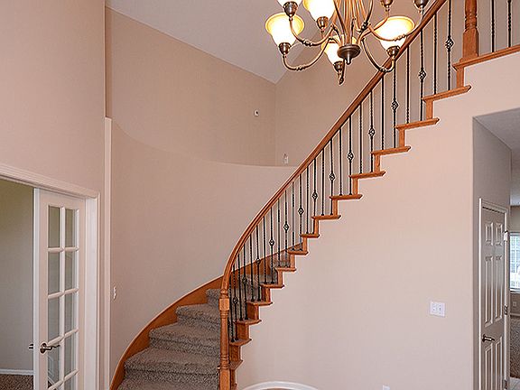 4th image of 7413 S 94th St