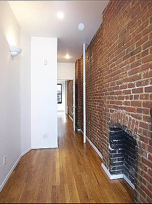 4th image of 442 W 45th St #2Z