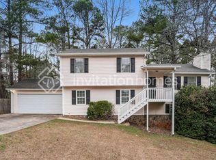 373 Rustic Ridge Cir, Lawrenceville, GA 30043