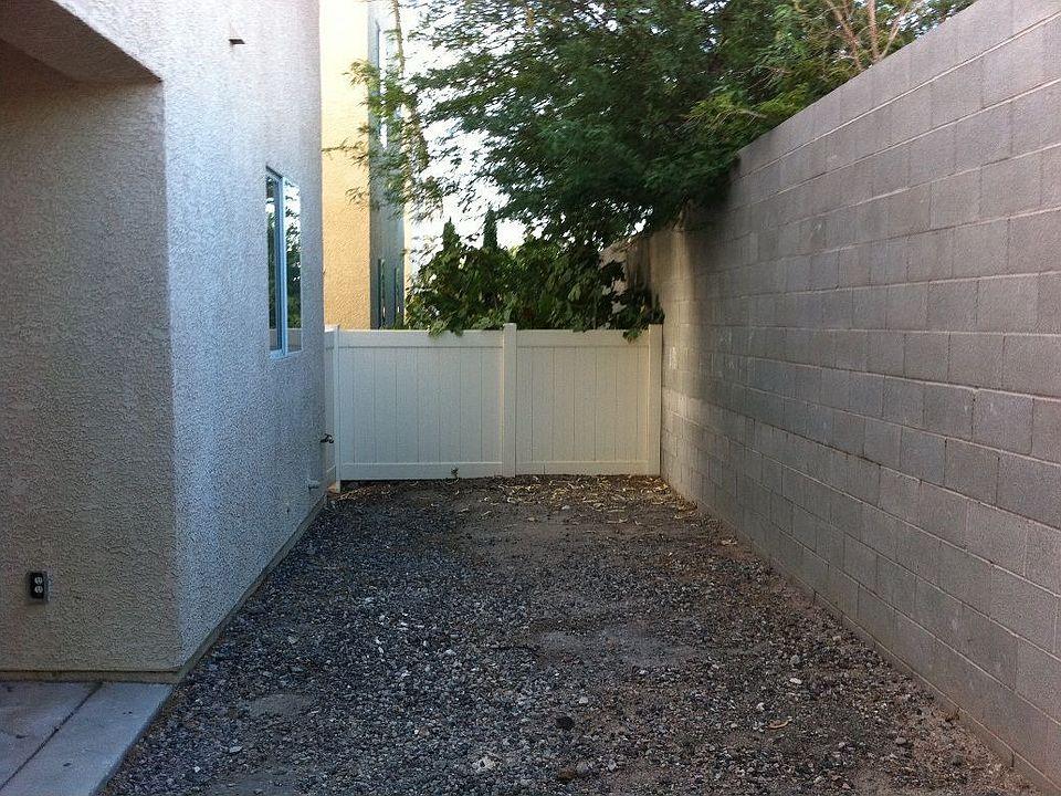 1st image of 10496 Palm Village St