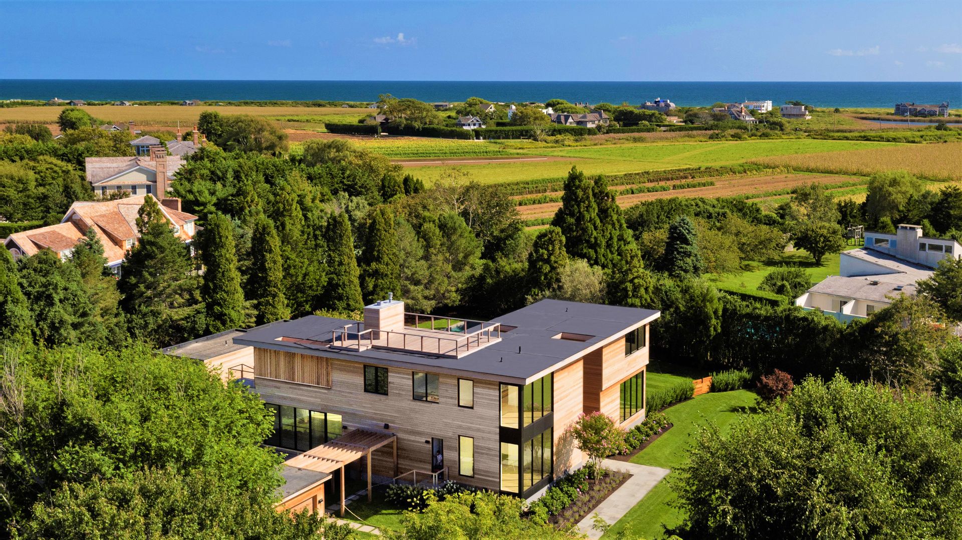 77 Seascape Ln, Sagaponack, NY 11962 Out East