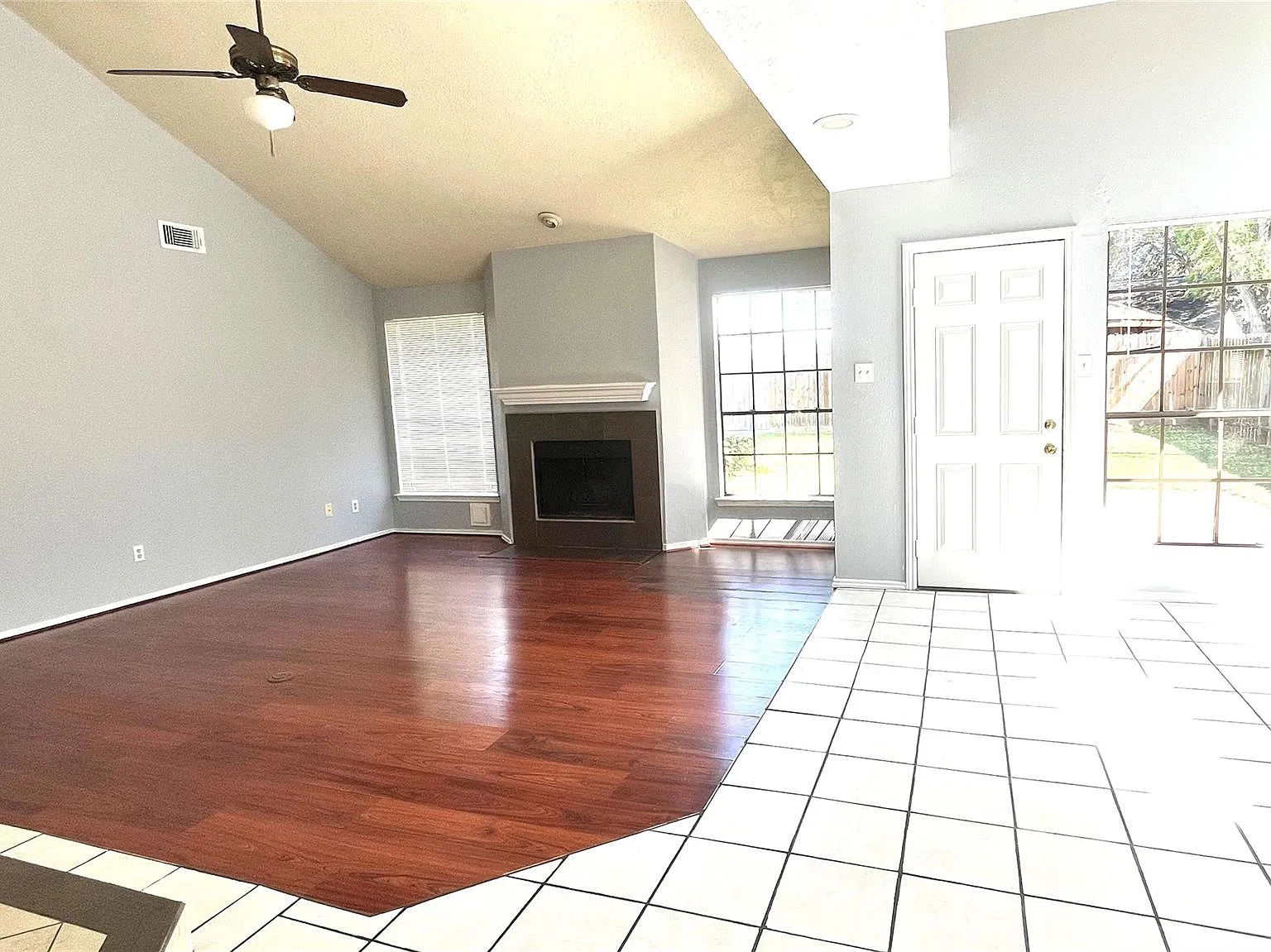 3 bed, 2.0 bath, 1455 sqft, $1,750 — Photo 4