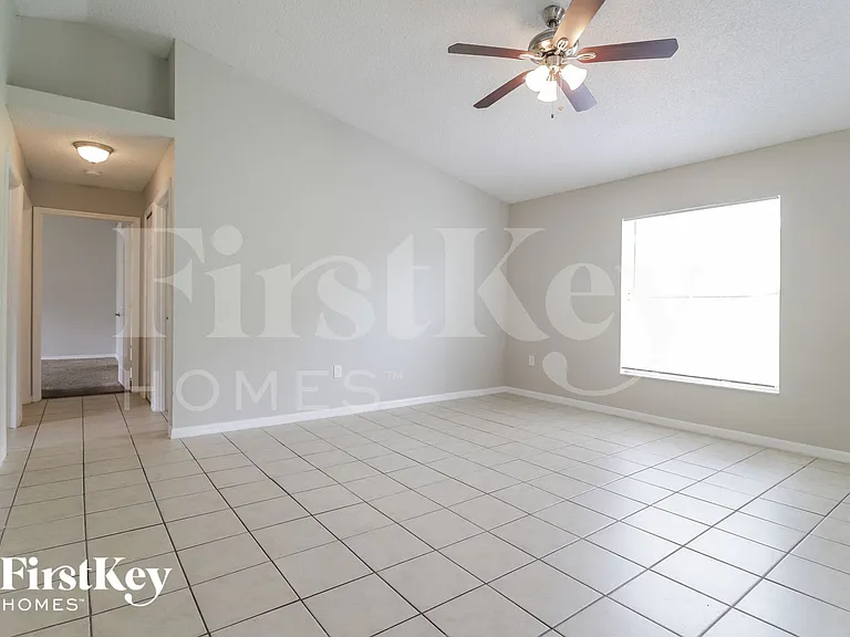 6564 Viewpoint Ct — Photo 2