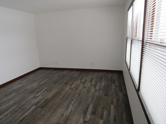 2nd image of 214 N 10th St #2